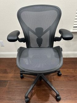 Herman Miller Aeron Remastered Size A B C – Brand New 2025 – PostureFit SL Adjustable