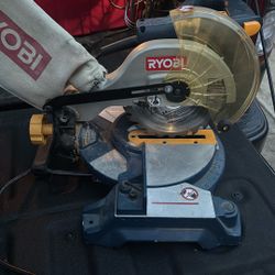 Ryobi Compound Miter Saw 7 1/4”