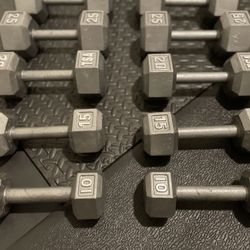 Set Of Cast Iron Hex Dumbbells From 10# To 45# Total Of 440 lbs Basically New