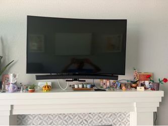 55” Samsung Curved 4K TV + Soundbar w/ Subwoofer – Works Great