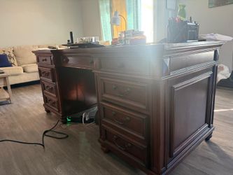 Desk