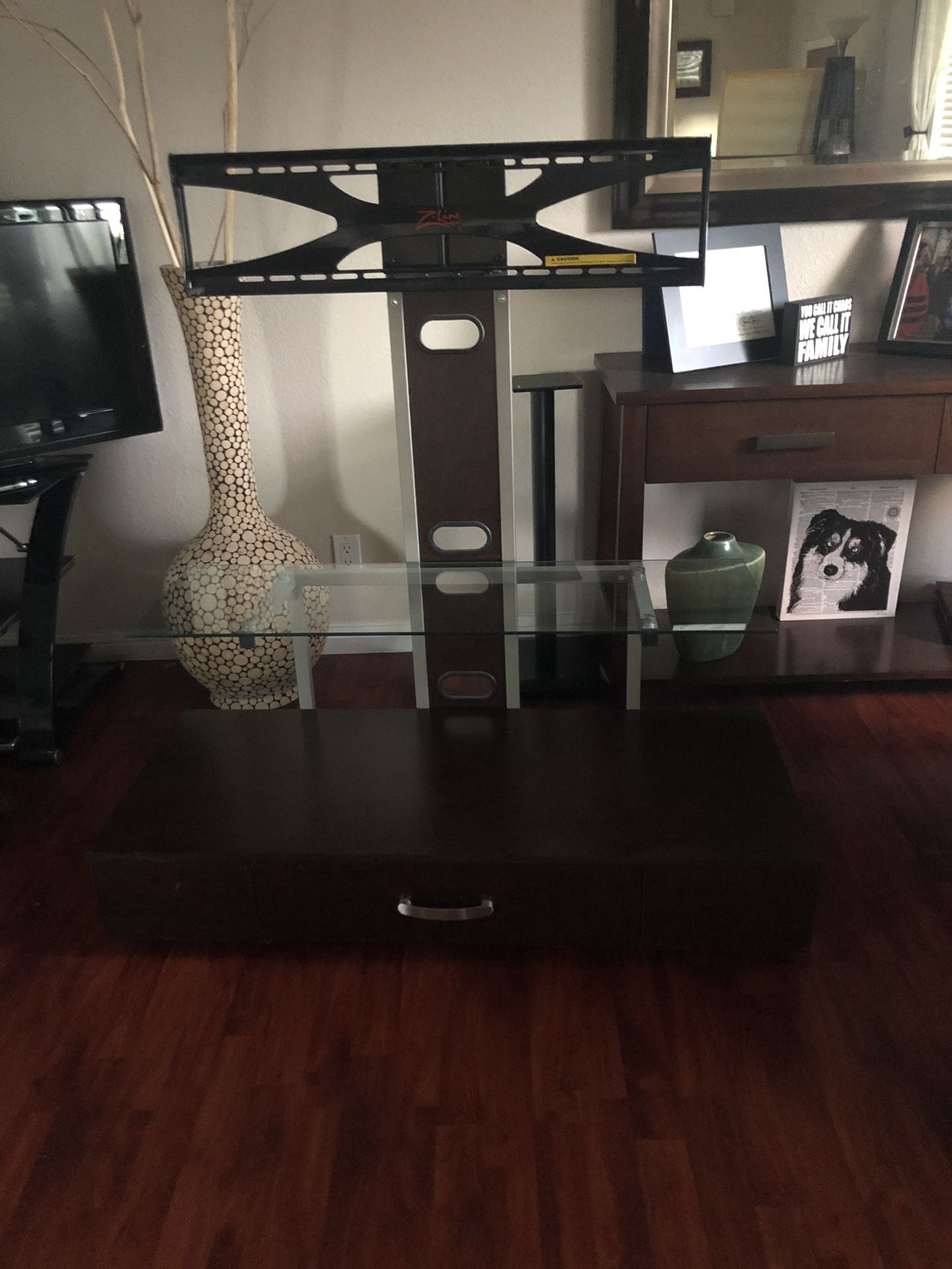 Tv stand