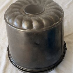 Vintage Steamed Pudding Mold $12