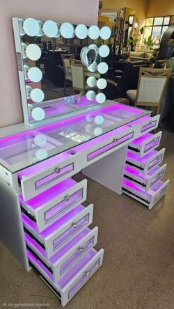 Modern Vanity Desk With 11- Glass Fronted Drawers and Vanity Mirror.