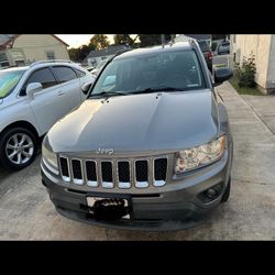 2012 Jeep Compass Latitude