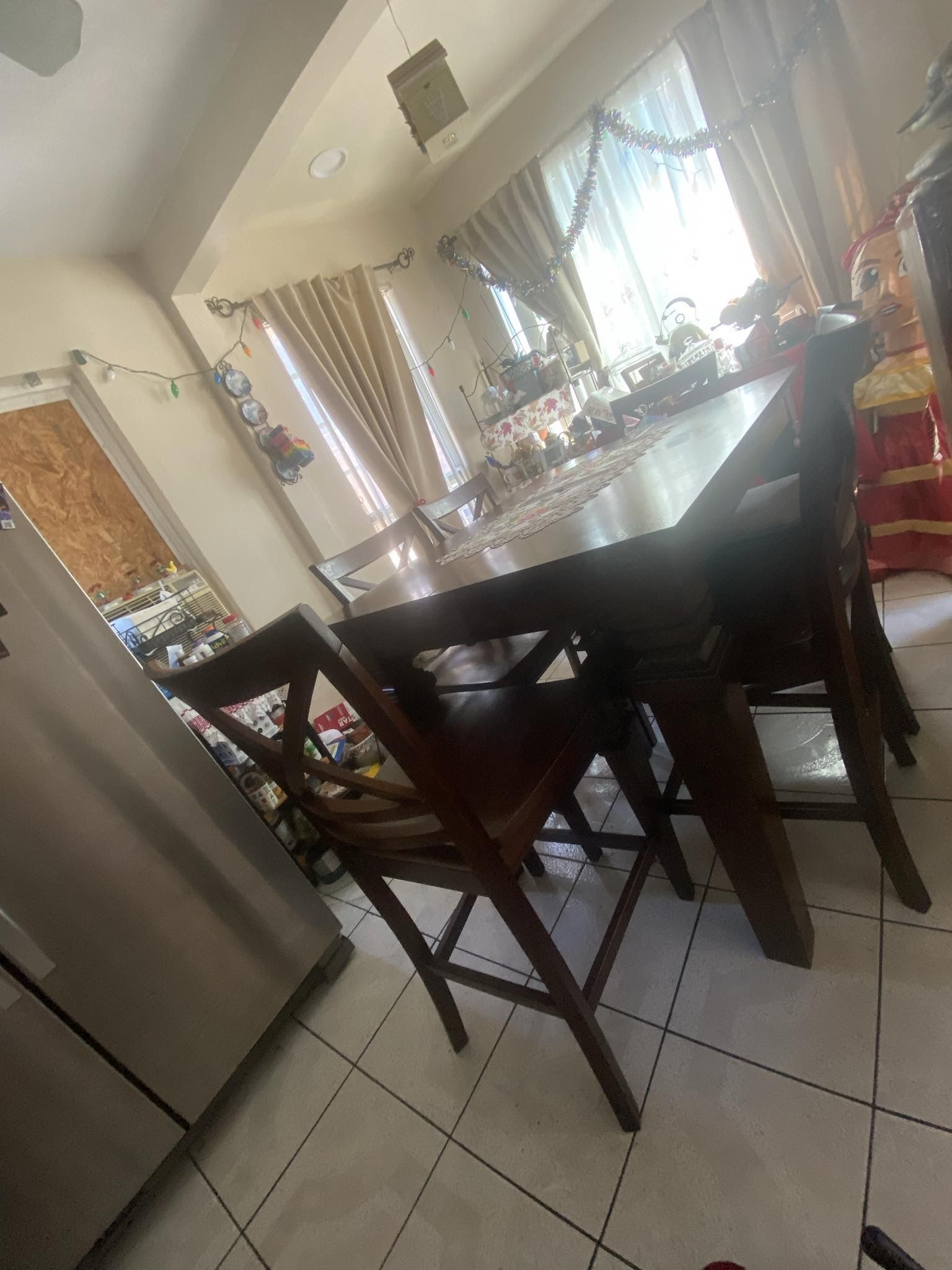 Kitchen Table And Chairs 