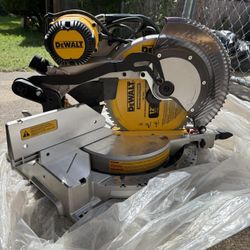 DEWALT MITER SAW 