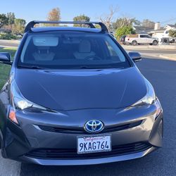 2016 Toyota Prius – Excellent Condition 