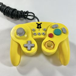 Pokémon Hori Classic Yellow Wired Controller Nintendo Switch Pikachu