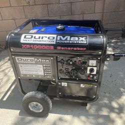DuroMax XP10000E 10,000-Watt Gas Generator – Like New
