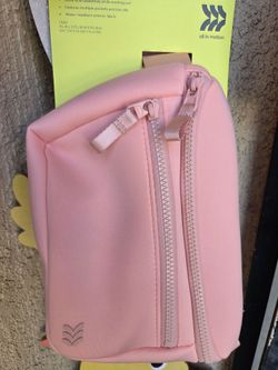 Water resistant fanny pack