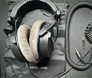 Beyerdynamic DT990 Pro