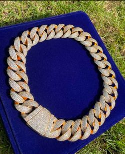 22 MM Gold Cuban Chain Necklace Diamond