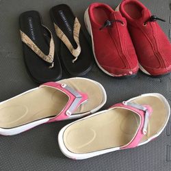 Lot 3 Pairs Women's Shoes Nike, Snake Sandals, Bite O.S. Size 9 to 10