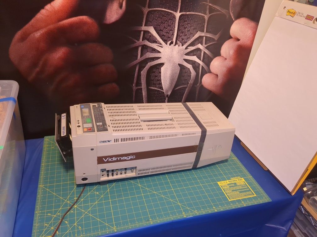 Sony Vidimagic FP-60 Projector Sony Corporation