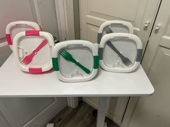 Plastic Lunch Boxes with Forks – Set of 5