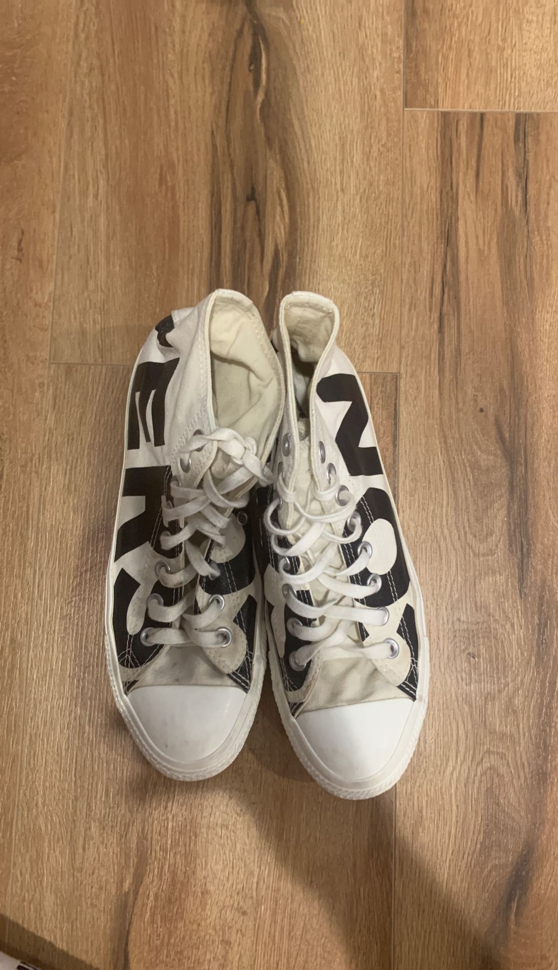Converse size 7.5
