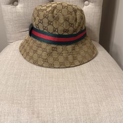 GUCCI HAT 