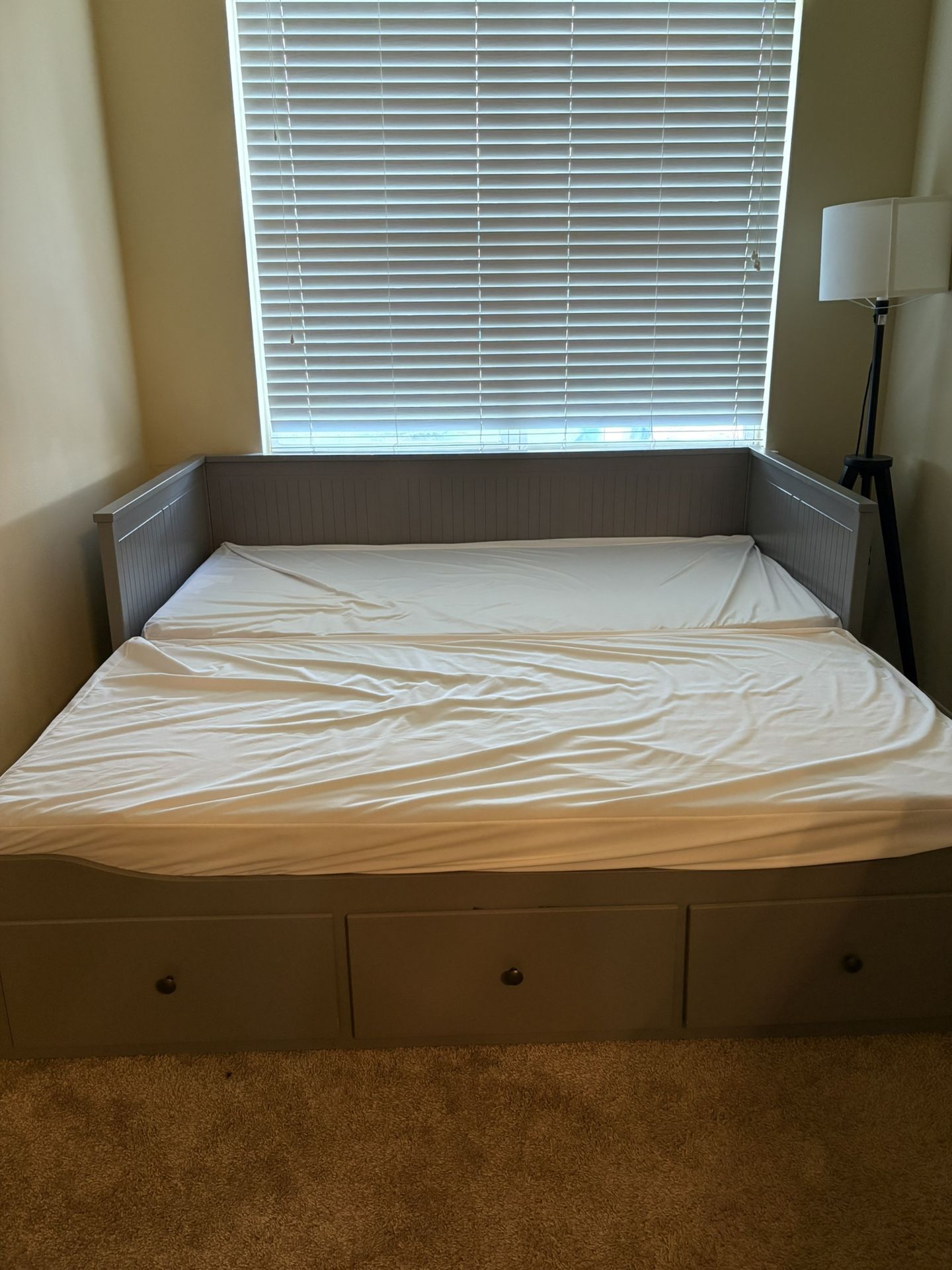 Daybed With Storage Drawers