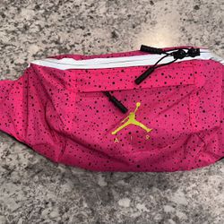 Jordan Hyper Pink Poolside Fanny/Crossbody Pack
