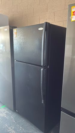 Nice like new Whirlpool refrigerator