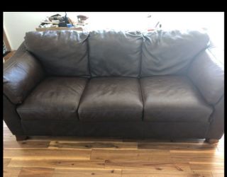 Leather Sofa/couch
