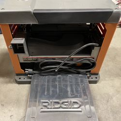 Rigid 13in Thickness Planer