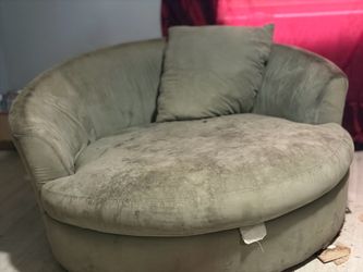 Round couch