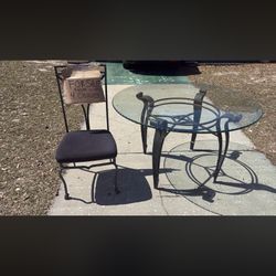 Dining Table With 4 Chairs 