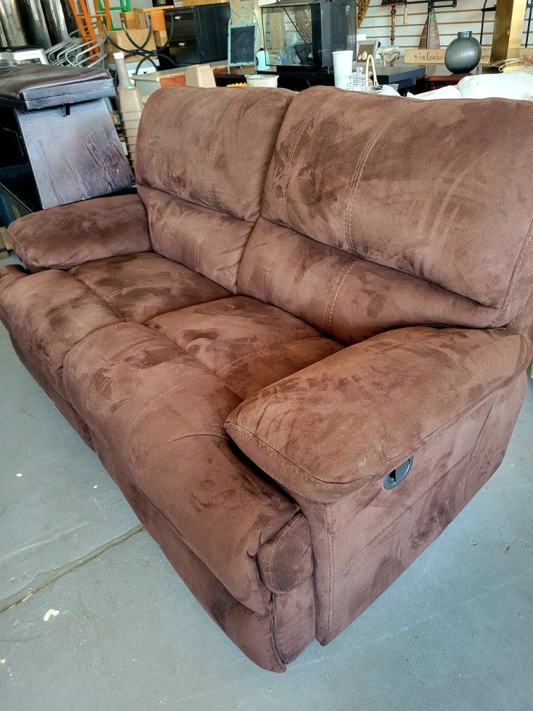 Recline Loveseat