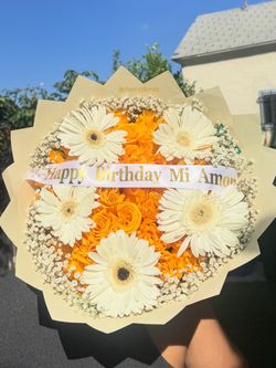 Birthday flowers and bouquet