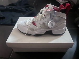 New Authentic Jordan’s 10.5