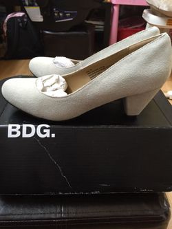 BDG women's size 8 Heels