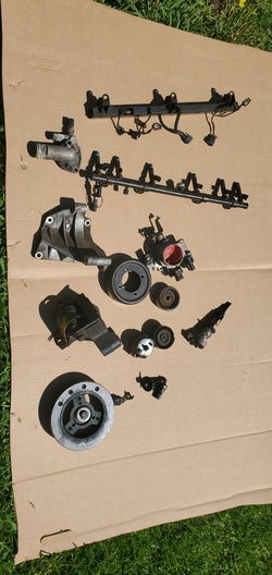 1999 to 2005 Jeep Cherokee engine parts