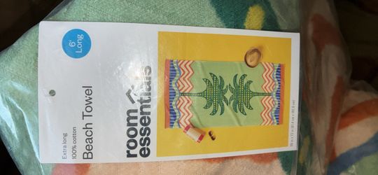 Room Essentials Extra Long Beach Towel