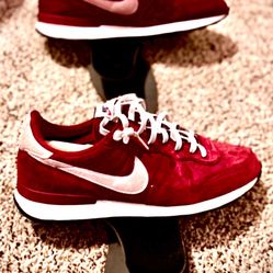 Men’s Nike Internationalist, Size 12