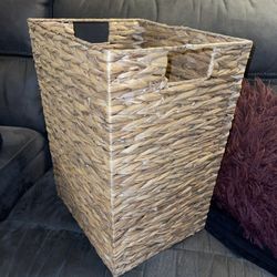 Woven Wicker Laundry Basket 