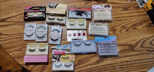 Eyelashes and Adhesive 