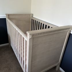 Crate and barrel Rory Crib