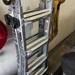 One story ladder gorilla used in good condition