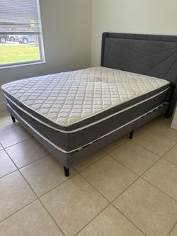 Full sized Bed !