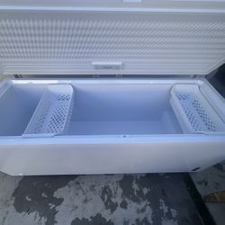Frigidaire Chest Freezer