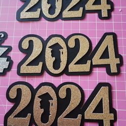 Graduation topper