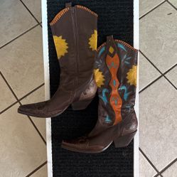 Vintage BC BG girl cowboy boots