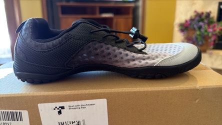 Barefoot water shoe size 8