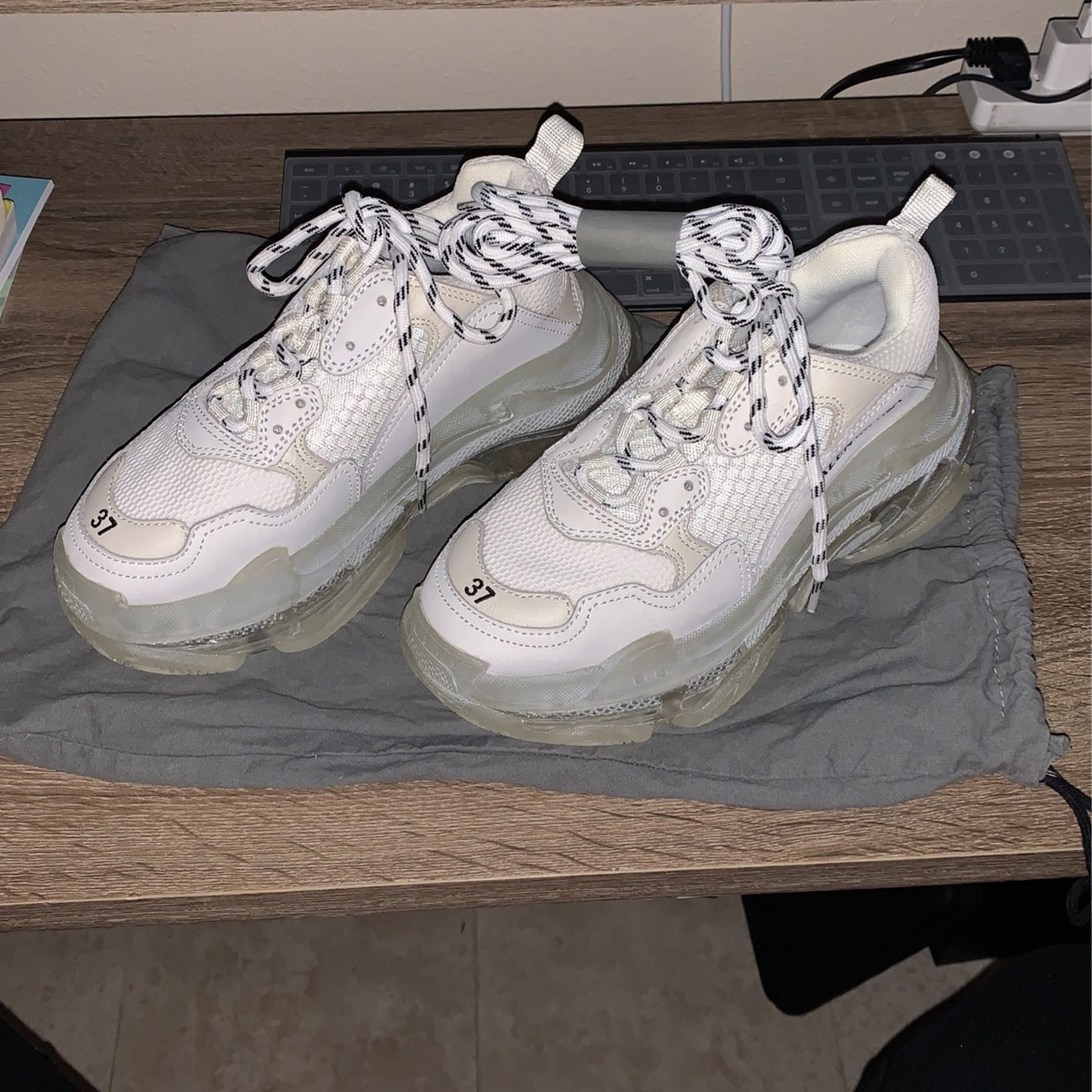 Balenciaga Triple S White Size 6.5