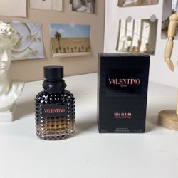 Valentino Born In Roma Perfume