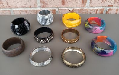 Women's Bangle Bracelets
