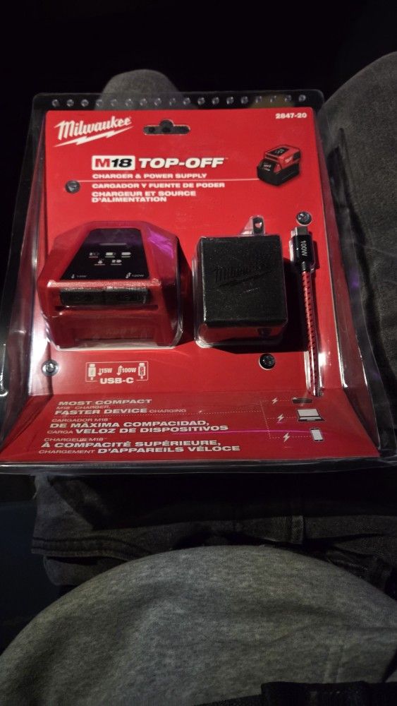 Miluakkee M18 Top Off Charger 