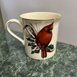 Lenox Winter Greetings Cardinal Fine Ivory China Coffee Mug Gold Trim Signed Catherine McClung
